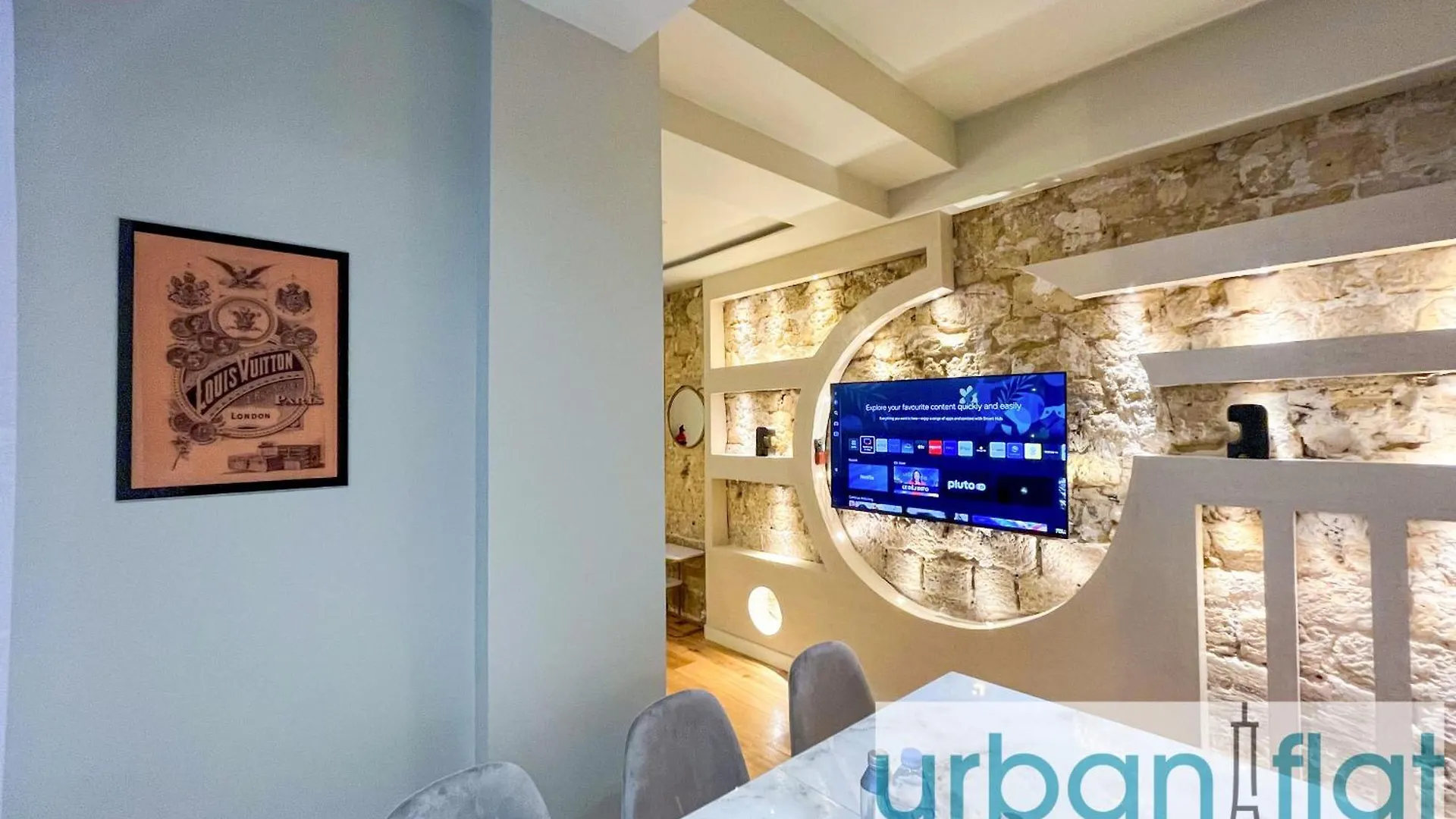 Apartment Urban Flat - 196 Saint Honore Paris