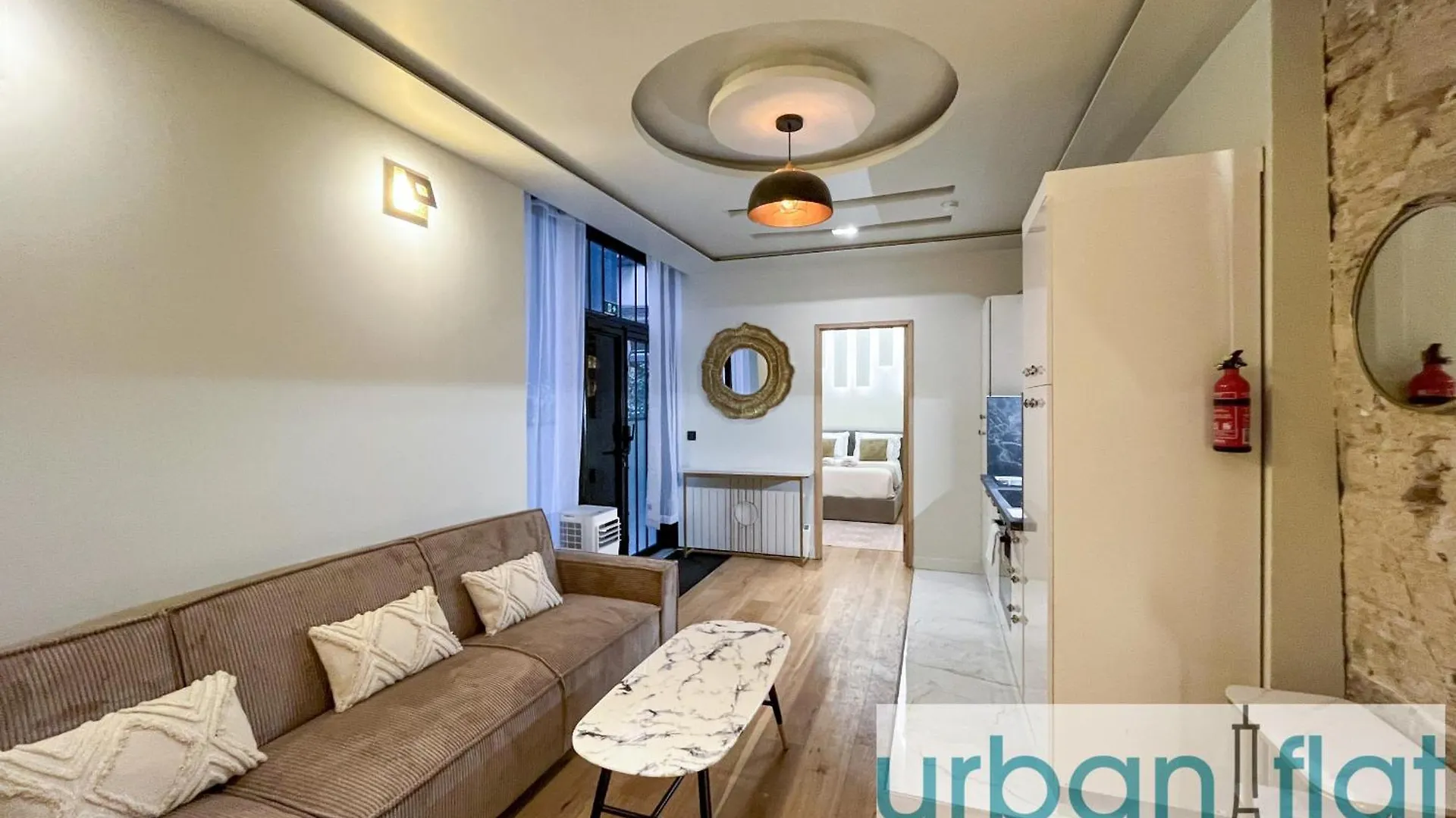 Urban Flat - 196 Saint Honore Paris Frankrike