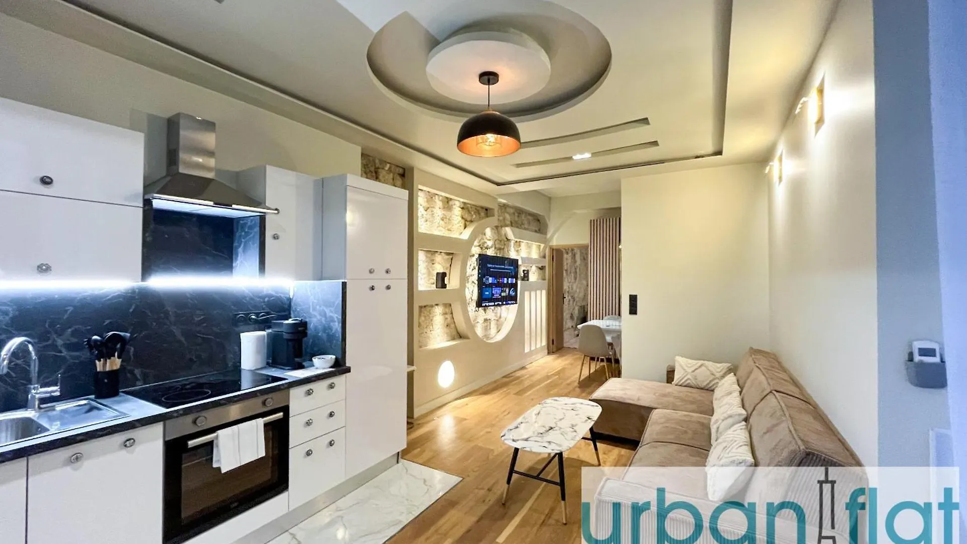 Urban Flat - 196 Saint Honore Paris 0*,